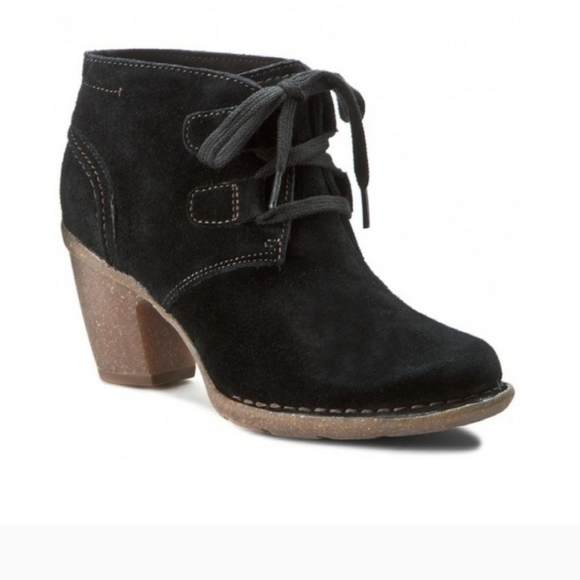 Clarks Shoes - NWOT Clarks Artisan Carleta Lyon Black Suede Booties Women's Size 8
